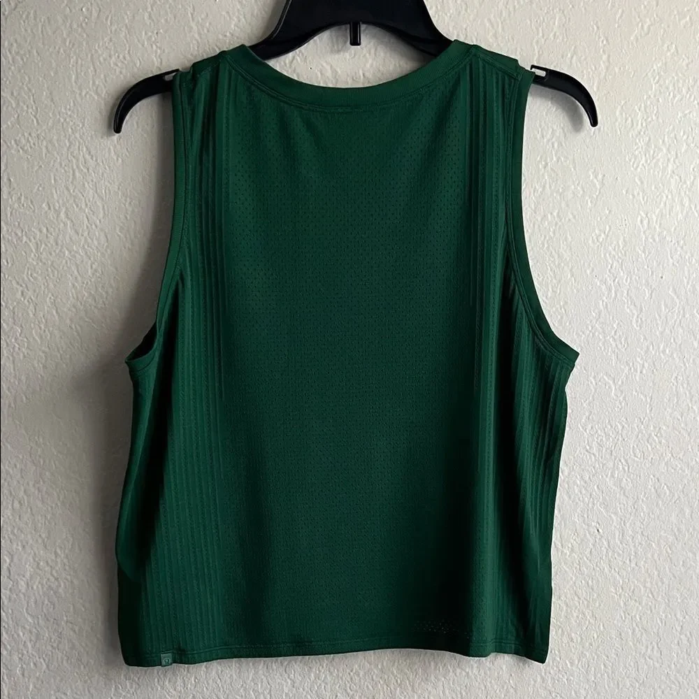 Like New! Lululemon Women's Green Sleeveless Top in Size Unknown